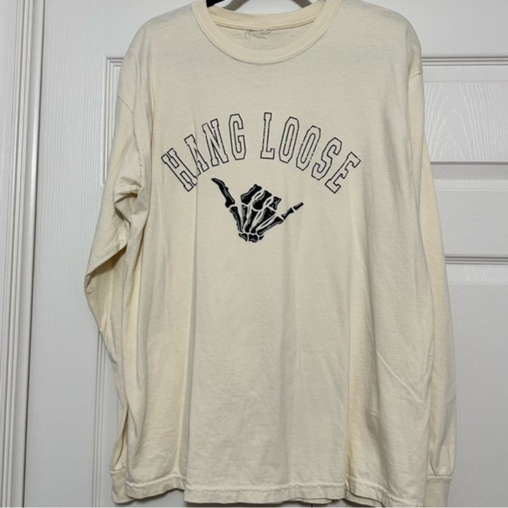 Olivelynn Hang Loose Long Sleeve‎ T-Shirt in Pale Yellow/Cream Size Large EUC